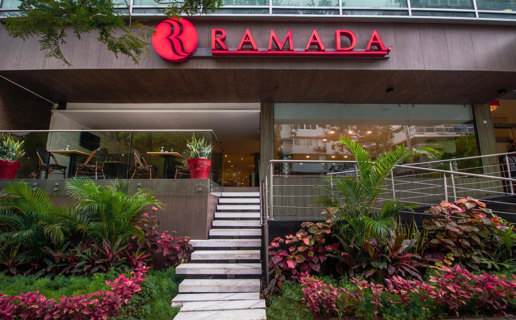 Ramada By Wyndham Panama Via Argentina Hotel Exterior foto